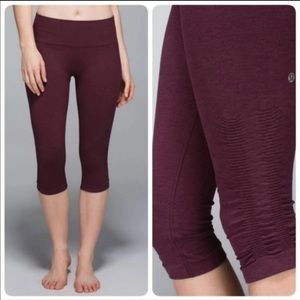Lululemon | In The Flow II Maroon Cropped Leggings Sz 8